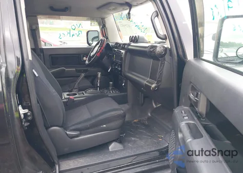 2007 Toyota Fj Cruiser from USA, damaged, VIN JTEBU11F470048306